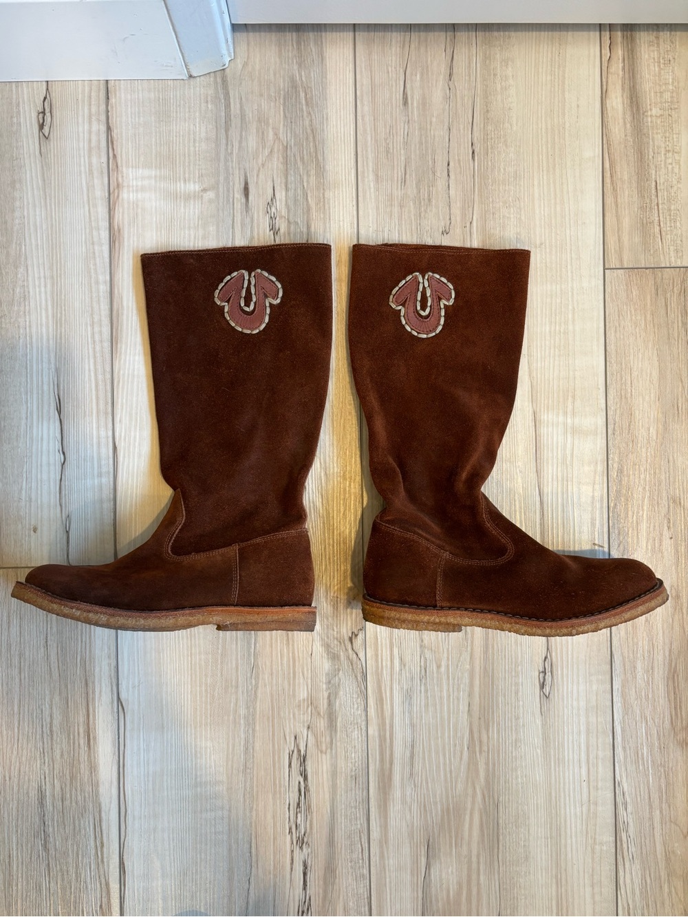 Women’s Brown Suede Pull-On Boots